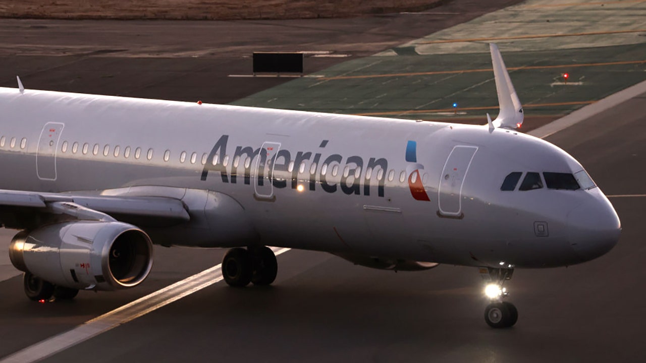 American Airlines flights resume after nationwide ‘technical issue’ on Christmas Eve