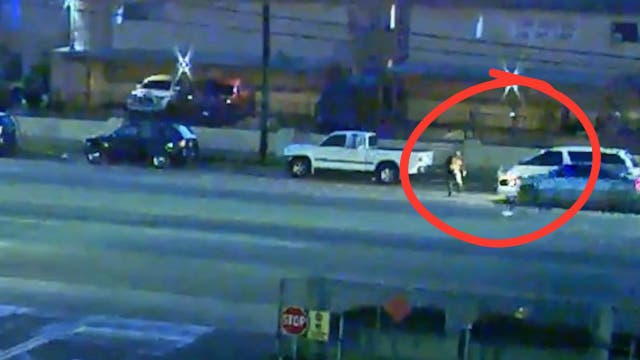 LAPD looking for hit-and-run driver that killed pedestrian in Canoga Park