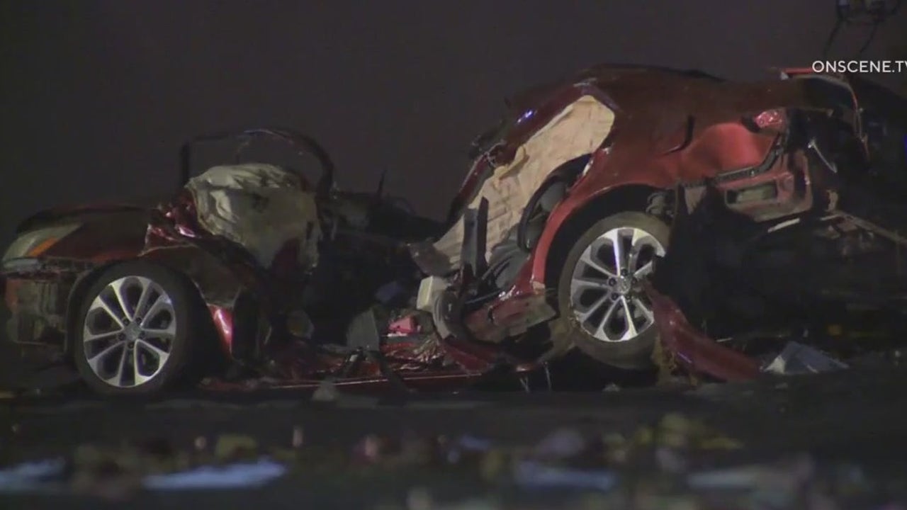 Driver crashes into fire hydrant, power pole in Boyle Heights