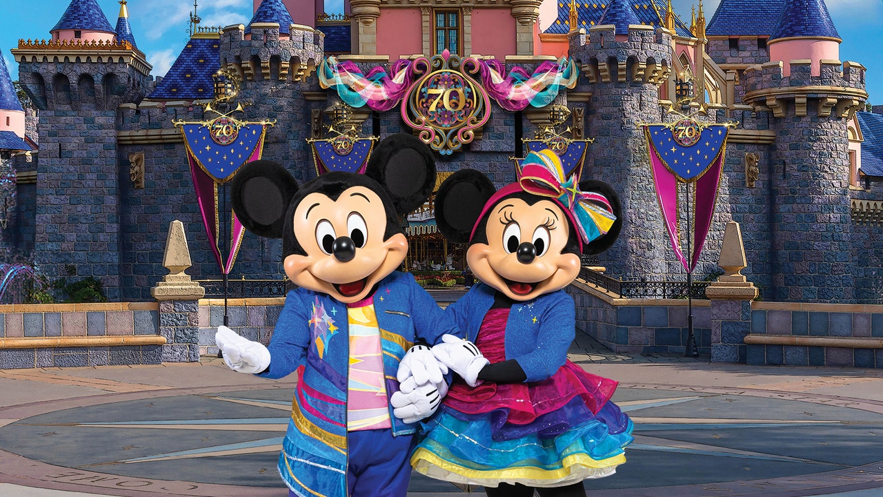 Disneyland 2025 events calendar 90s, Sweethearts, Stars Wars nites