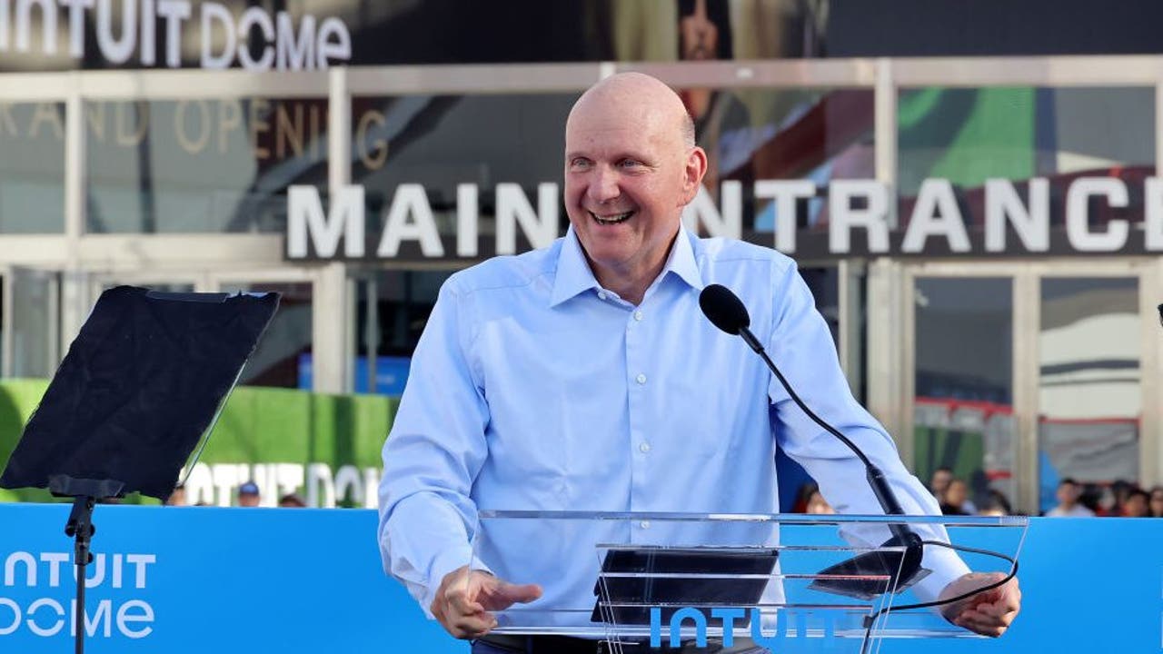 Clippers owner Steve Ballmer donating $15M to wildlife relief efforts