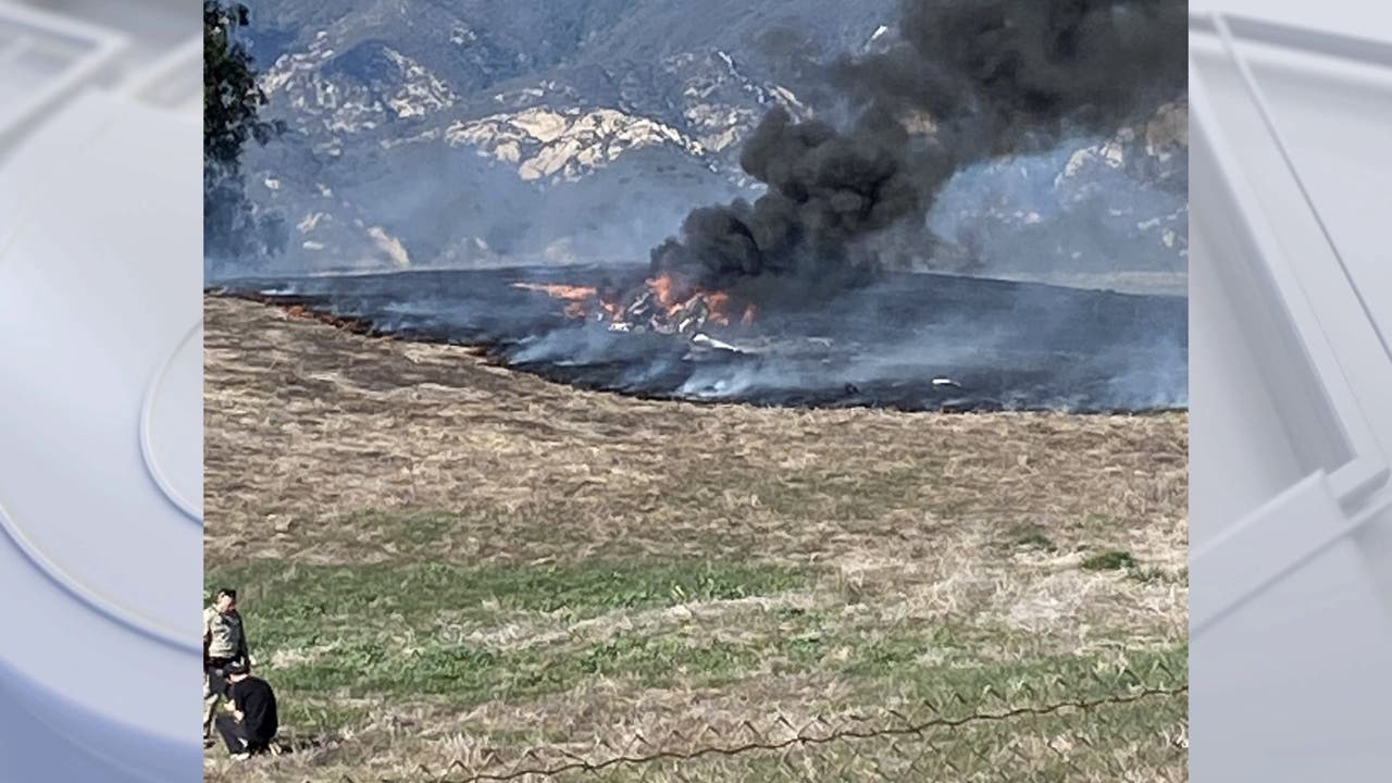 Plane crashes in Goleta near 101 Freeway; 2 seriously hurt