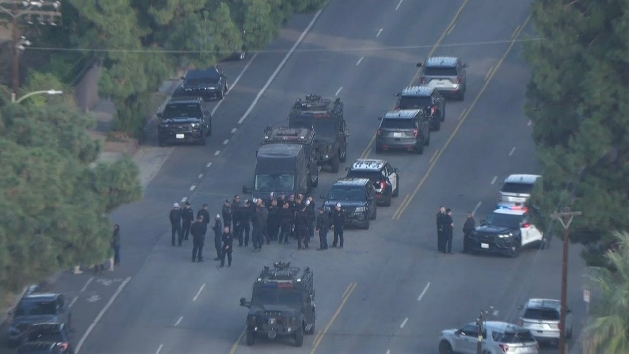 SWAT standoff underway in Granada Hills