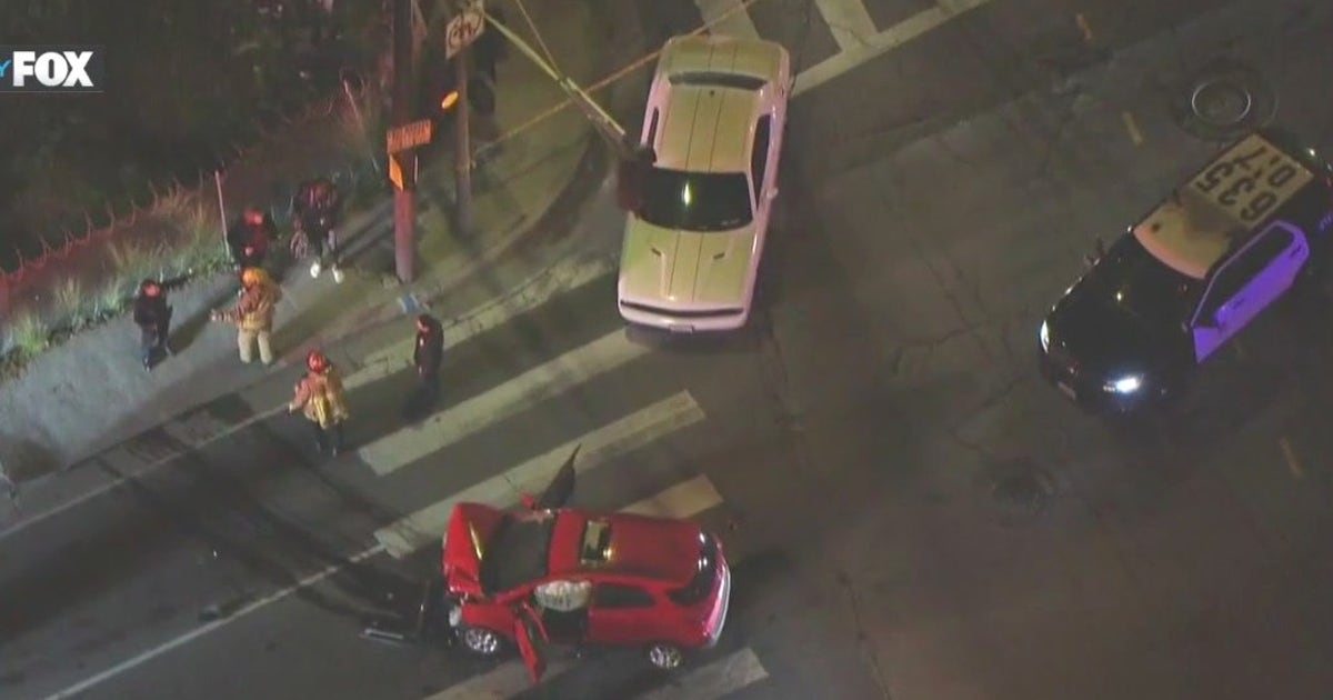 LA police chase ends in crash, shooting | FOX 11 Los Angeles