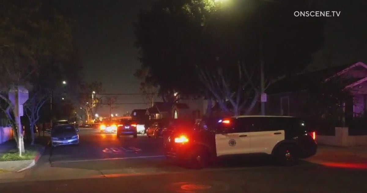 Man, his dog wounded in Long Beach shooting | FOX 11 Los Angeles