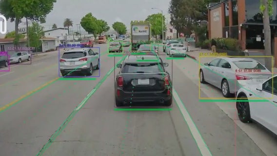 LA drivers can now get fined for parking in designated bus lanes