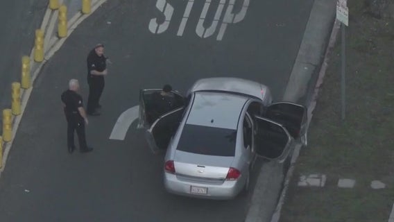 2 women, baby injured in car-to-car shooting in Jefferson Park