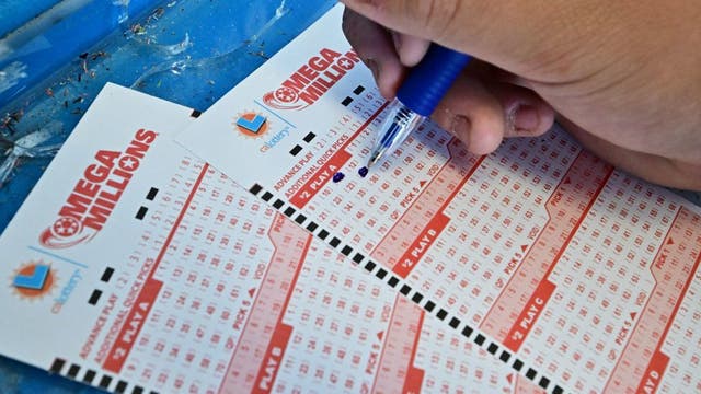 Mega Millions ticket worth $1.5 million sold in California