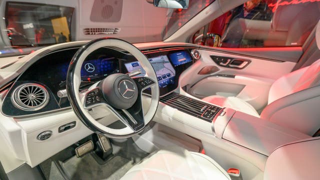 Tech startup founder admits to stealing $4.2M to buy Mercedes, mansion: DOJ