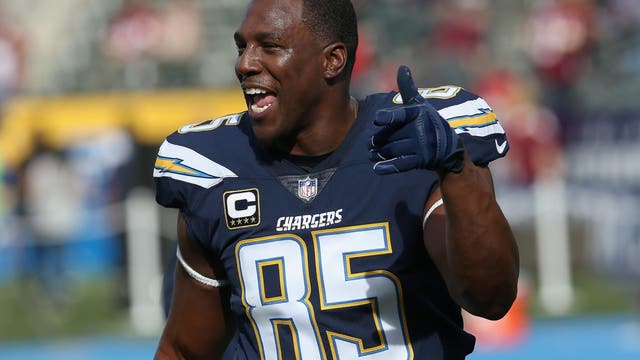 Chargers legend Antonio Gates elected to Pro Football Hall of Fame