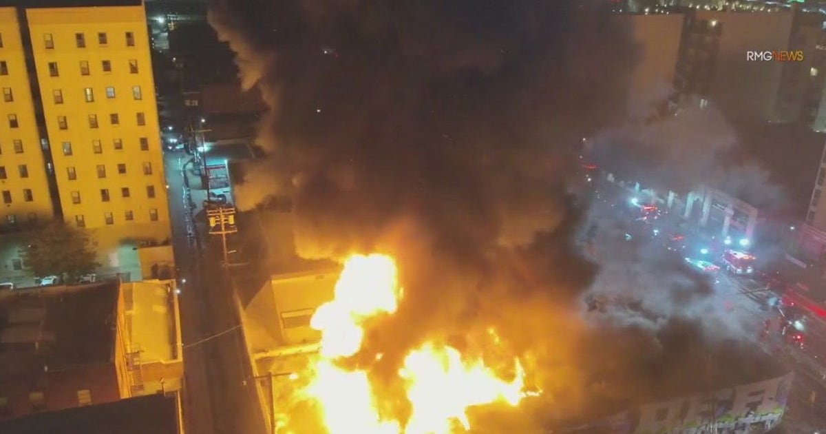 'Suspicious' fire engulfs downtown LA buildings | FOX 11 Los Angeles