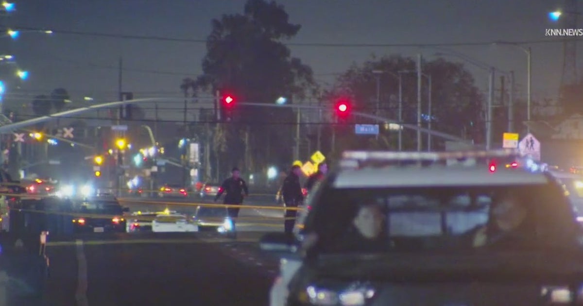 LAPD officer shoots, kills allegedly armed man during traffic stop in ...