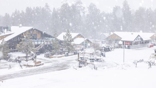 Winter storm brings snow to San Bernardino Mountains