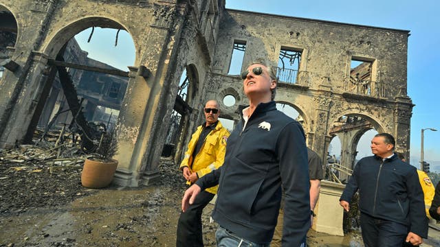 Newsom signs executive order to fast track rebuilding efforts after LA wildfires