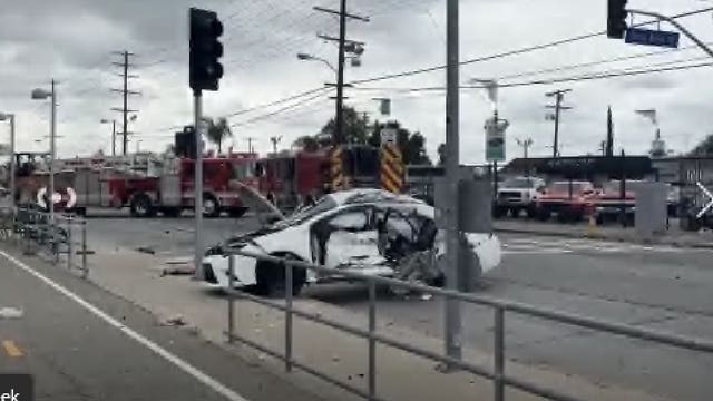 Person killed after crash involving LAFD engine in Pacoima