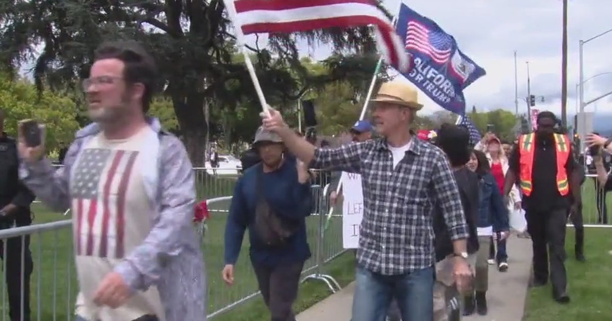 Conservative political group rallies in Beverly Hills | FOX 11 Los Angeles