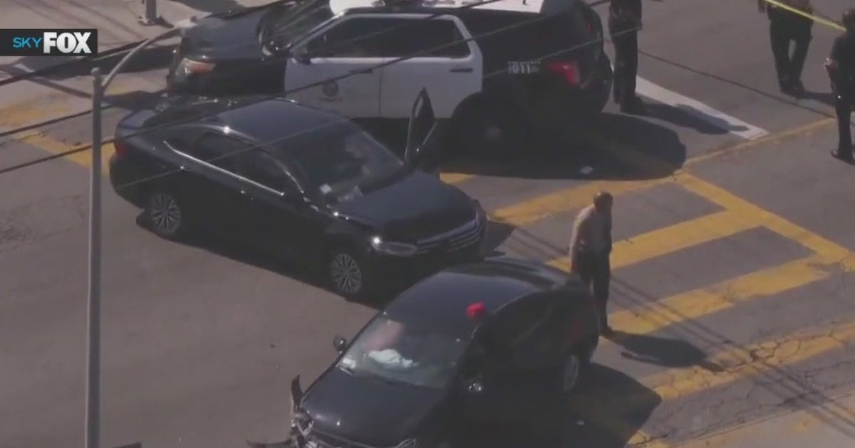 Stolen car pursuit ends in crash in Compton; 3 arrested | FOX 11 Los ...
