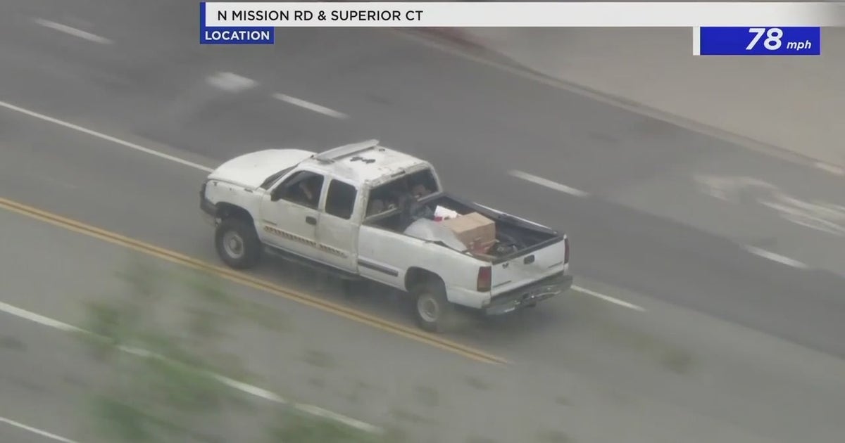 CHP searching for car theft suspect in downtown LA | FOX 11 Los Angeles