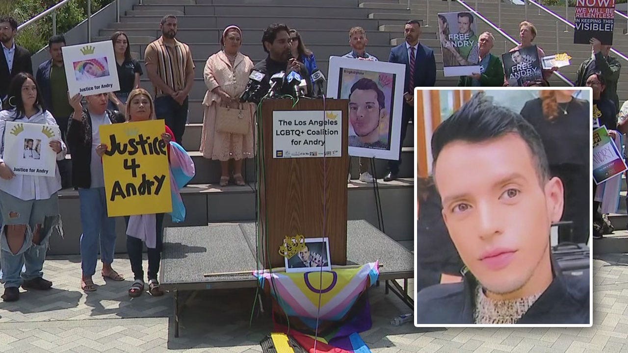 Andry Hernandez Romero: Gay makeup artist deported to El Salvador despite seeking asylum