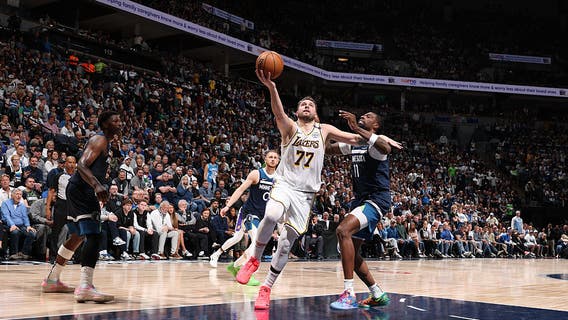 Timberwolves push Lakers to edge of elimination with 116-113 comeback win