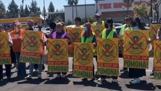 10 Pomona day laborers arrested by immigration outside Home Depot