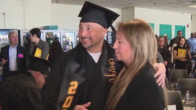 Man earns bachelor's degree behind bars; Making plea for commutation