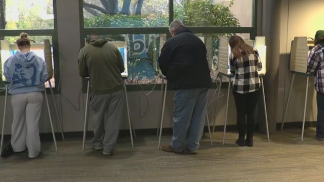 Judge blocks Trump order requiring proof of citizenship for voter registration