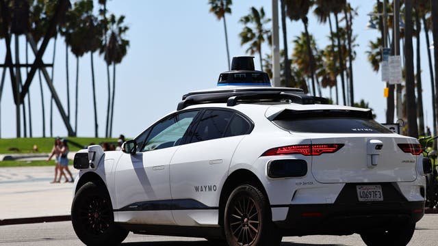 Waymo responds to noise complaints from Santa Monica residents