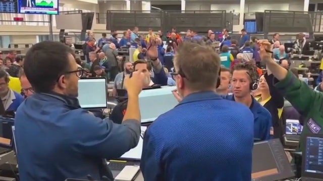 Markets react to Trump’s swift tariff strategy; advisors urge patience