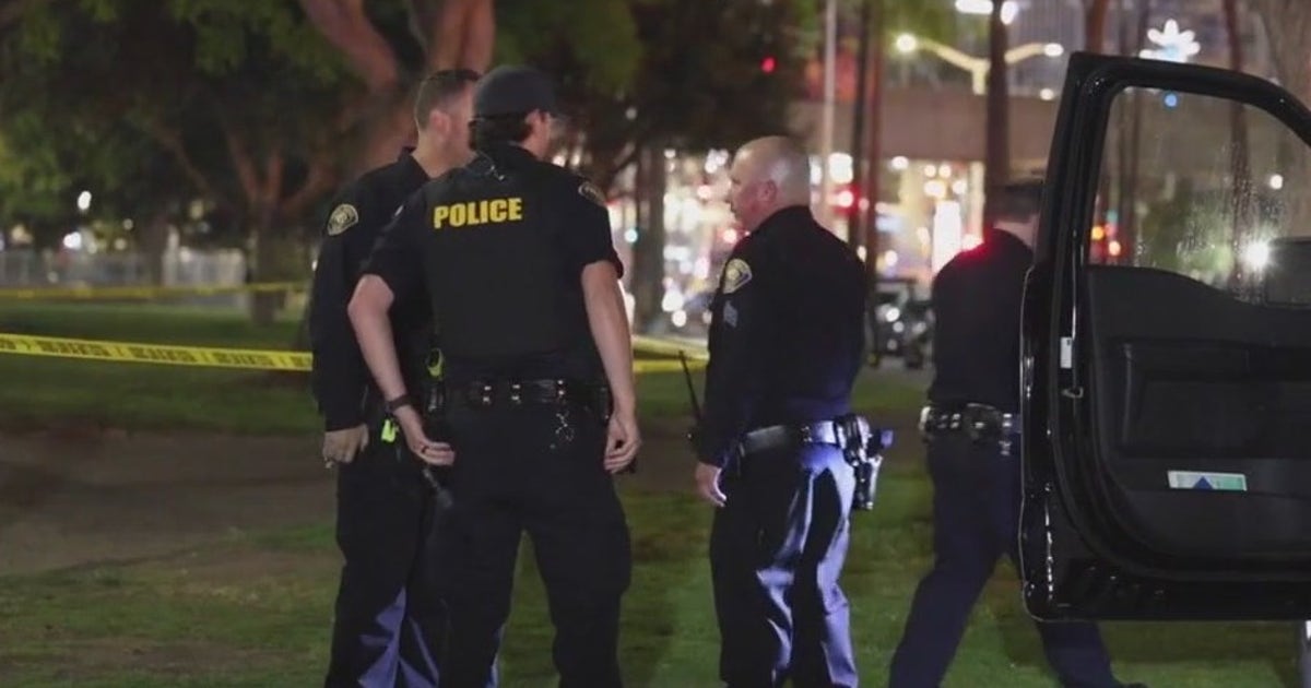 14-year-old among 3 hurt in triple shooting in Long Beach | FOX 11 Los ...