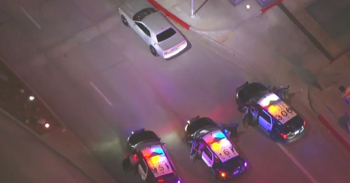 Suspected stolen car leads brief police chase across Los Angeles County ...