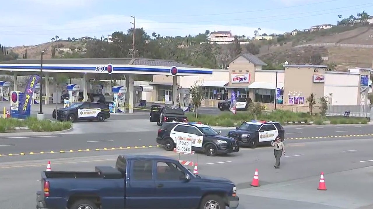 California carjacker breaks into man's car at gas station, drags victim to death: Deputies
