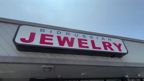 Glendale jewelry store robbed: Thieves use blowtorches to open multiple safes