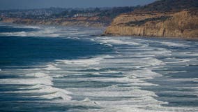 Panga boat washes ashore near San Diego; multiple people dead, missing