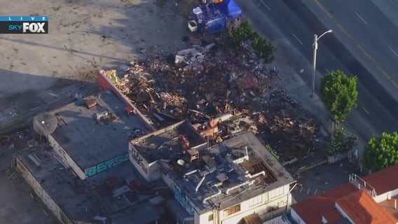 LAPD searching for man with gun in Westlake