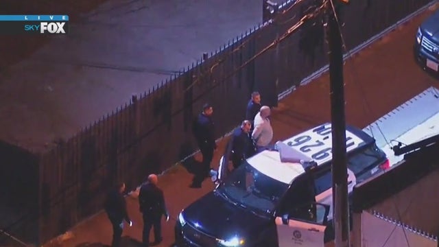 Police chase suspect arrested after running into local Lake Balboa bar