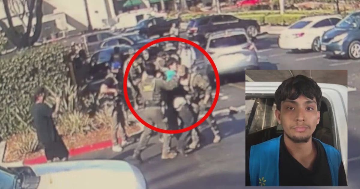 U.S. citizen detained at Walmart while helping detained worker, faces federal charges