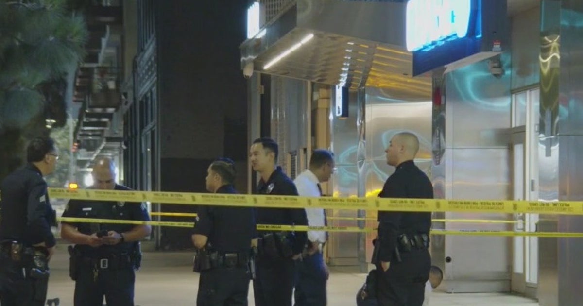 Shirtless man with machete kills 1 person, injures another in DTLA ...