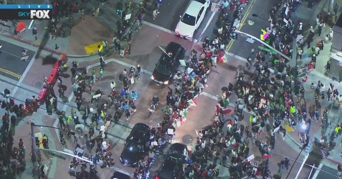 LA ICE protests, Day 10: Curfew back into effect for parts of downtown ...