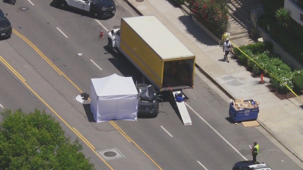 12-year-old boy killed in crash involving parked van in Sherman Oaks