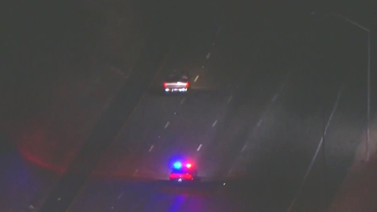 LIVE: Police chase underway near Santa Clarita