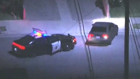 Suspect accused of possibly attacking cop at anti-ICE protest leads police chase