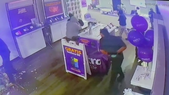 Street takeovers in Bellflower, Lakewood overnight, at least 7 businesses looted