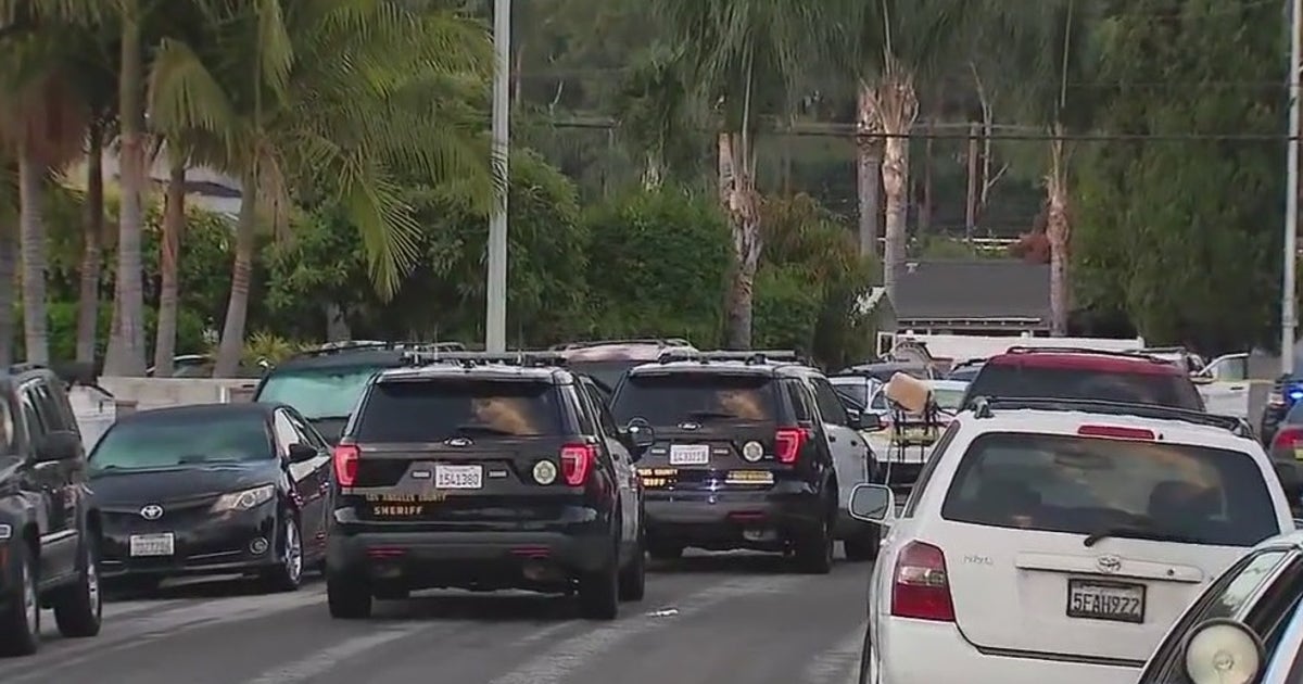 Assault suspect in custody after standoff near Valinda | FOX 11 Los Angeles