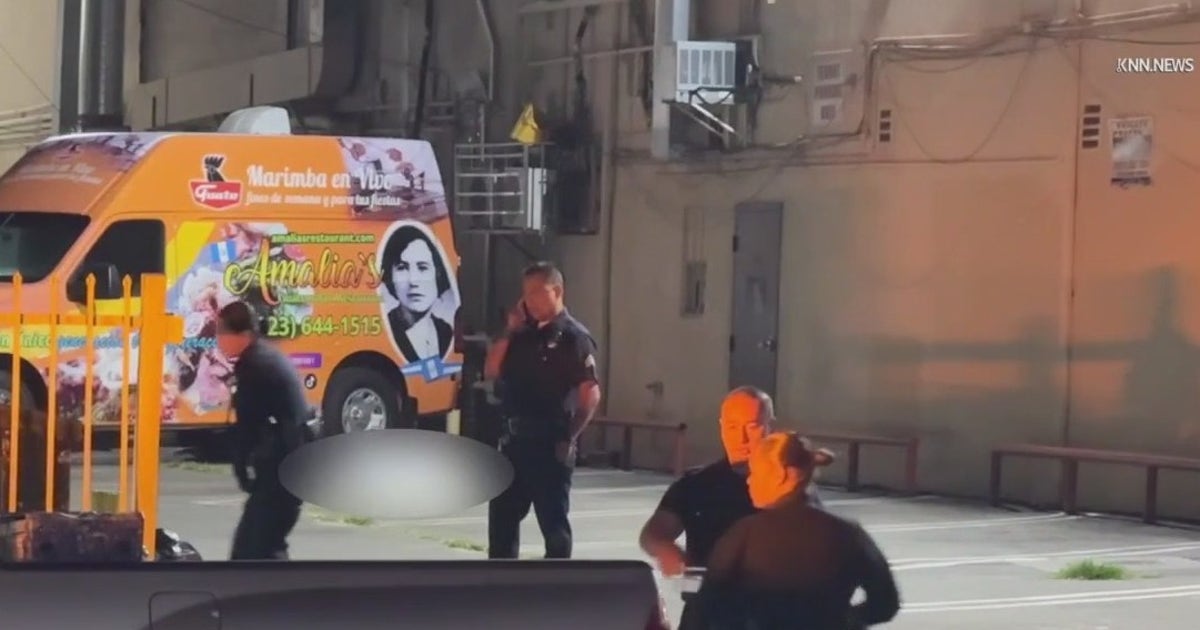 Man shot dead in East Hollywood | FOX 11 Los Angeles