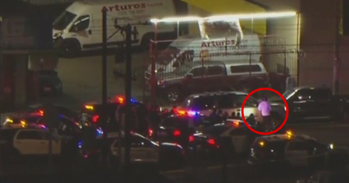 Driver surrenders after police chase through South LA | FOX 11 Los Angeles