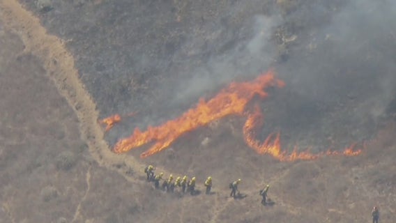 Bert Fire burns near Santa Clarita, forward progress stopped