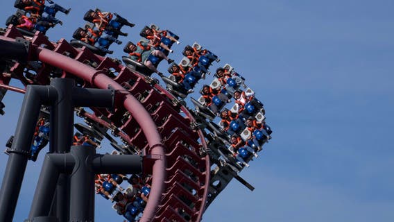Six Flags Magic Mountain, Knott's Berry Farm's new season pass grants access to 40+ theme parks