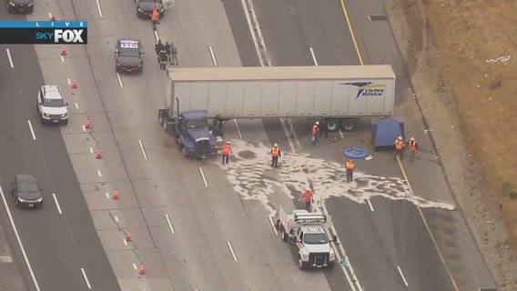 Jackknifed big rig causes major delays on 91 Freeway in Yorba Linda