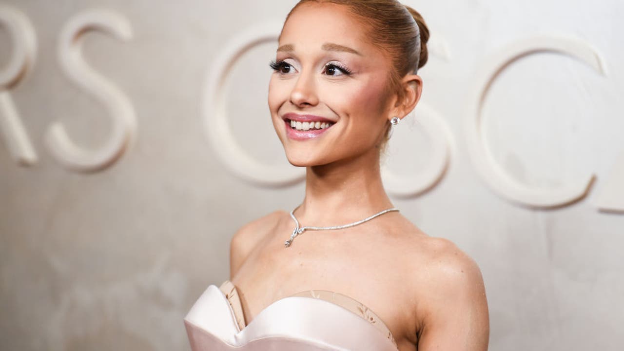 Ariana Grande announces 'Eternal Sunshine' Tour
